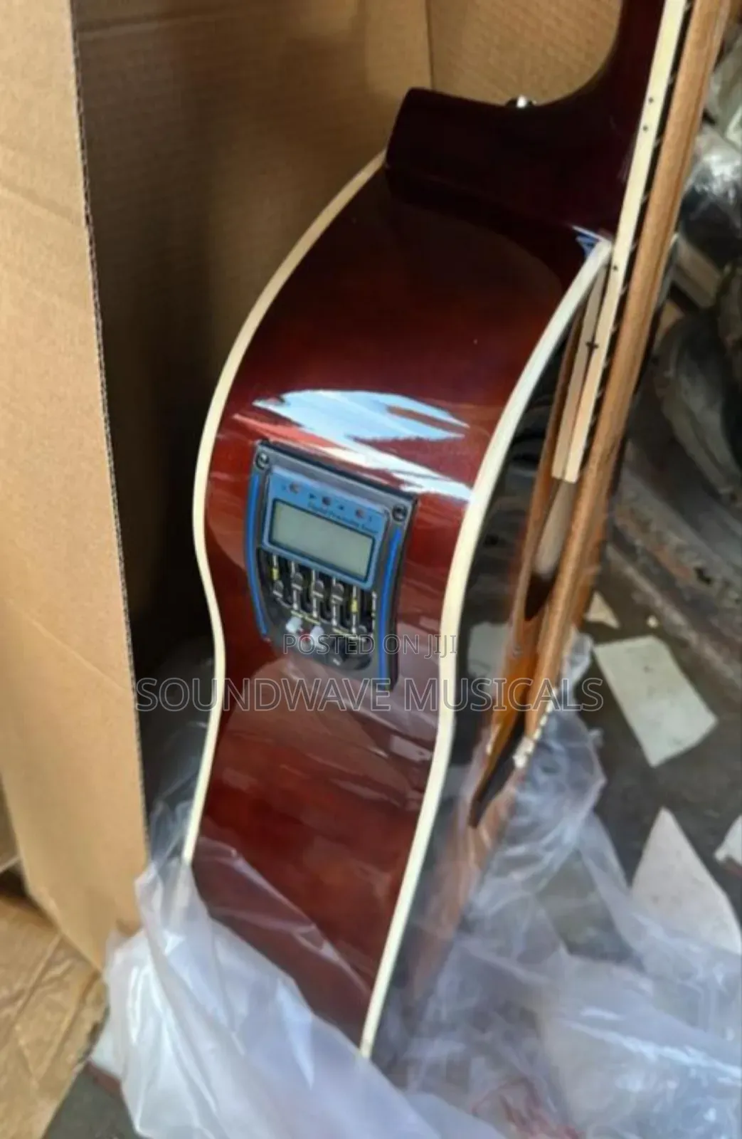 Fender Semi Acoustic