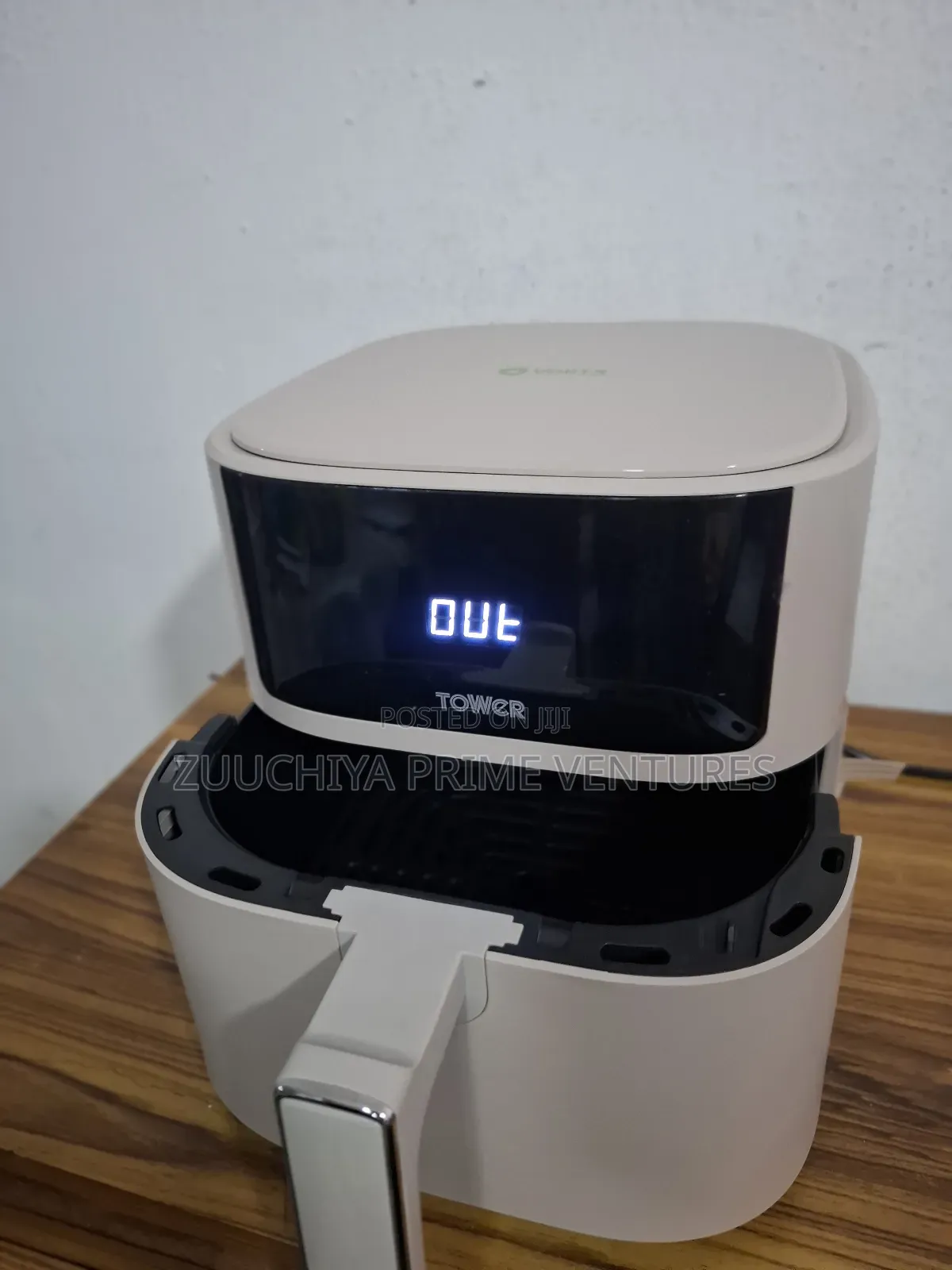 6.L Towee Digital Air Fryer Uk