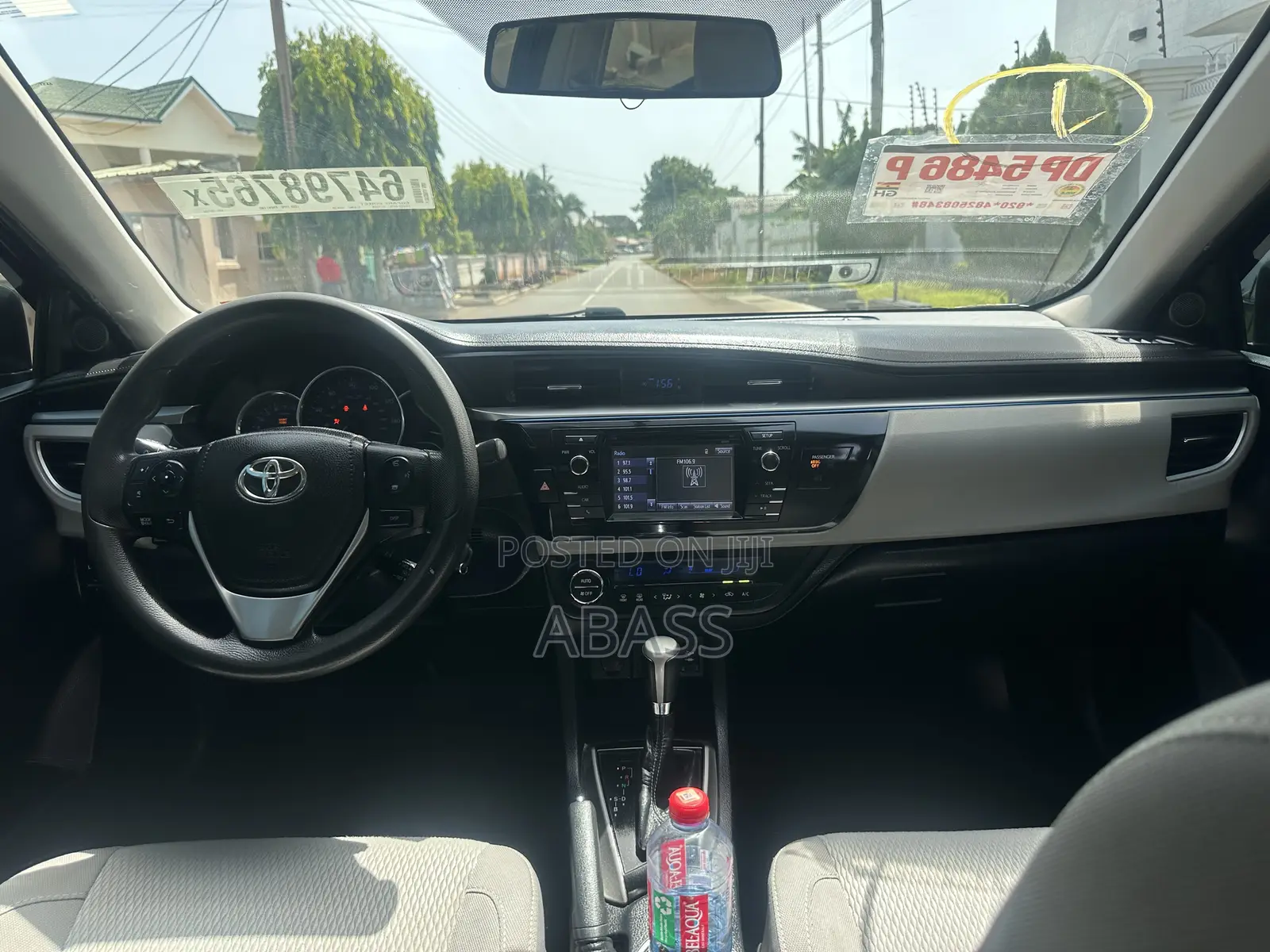 Toyota Corolla LE 4dr Sedan (1.8L 4cyl CVT) 2016 Black