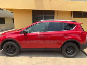Toyota RAV4 Limited 4dr SUV (2.5L 4cyl 6A) 2014 Red