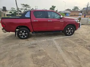 Toyota Hilux Revo Double Cab Petrol 2.7 AWD 2018 Red