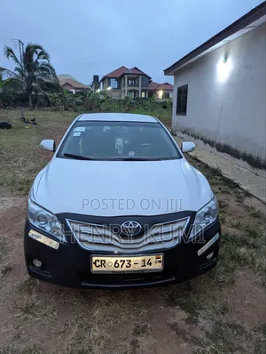 Toyota Camry 2.4 2008 White