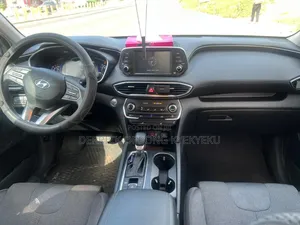 Hyundai Santa Fe SE 2.4 AWD 2020 Black