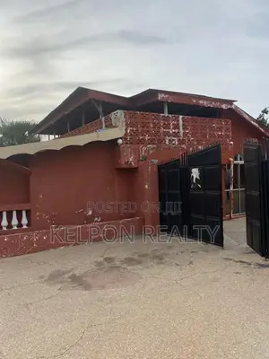 3bdrm House in Dansoman, Accra Metropolitan for sale