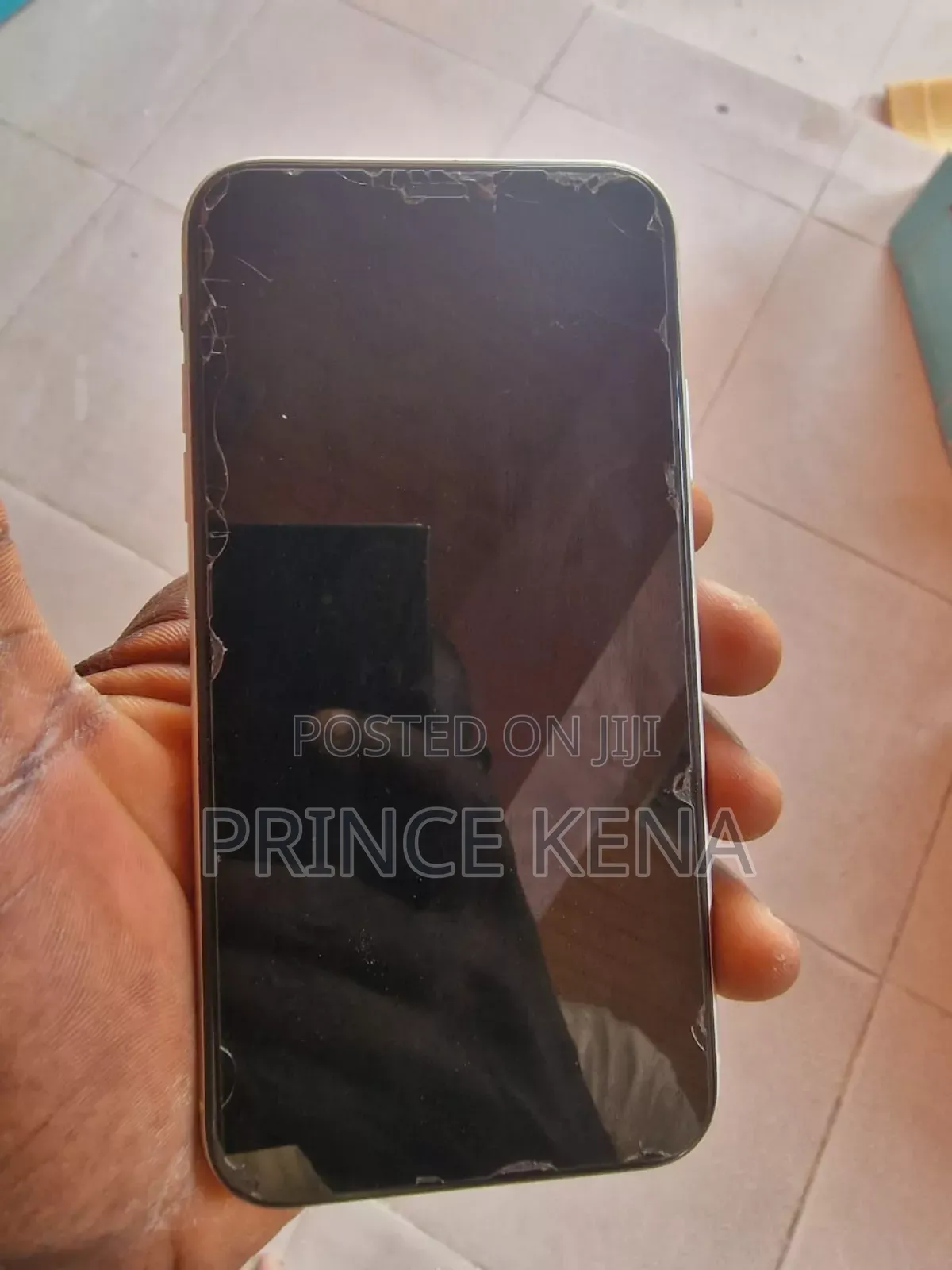 Apple iPhone 11 64 GB White