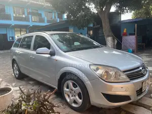 Opel Astra 1.7 CDTi 2007 Silver