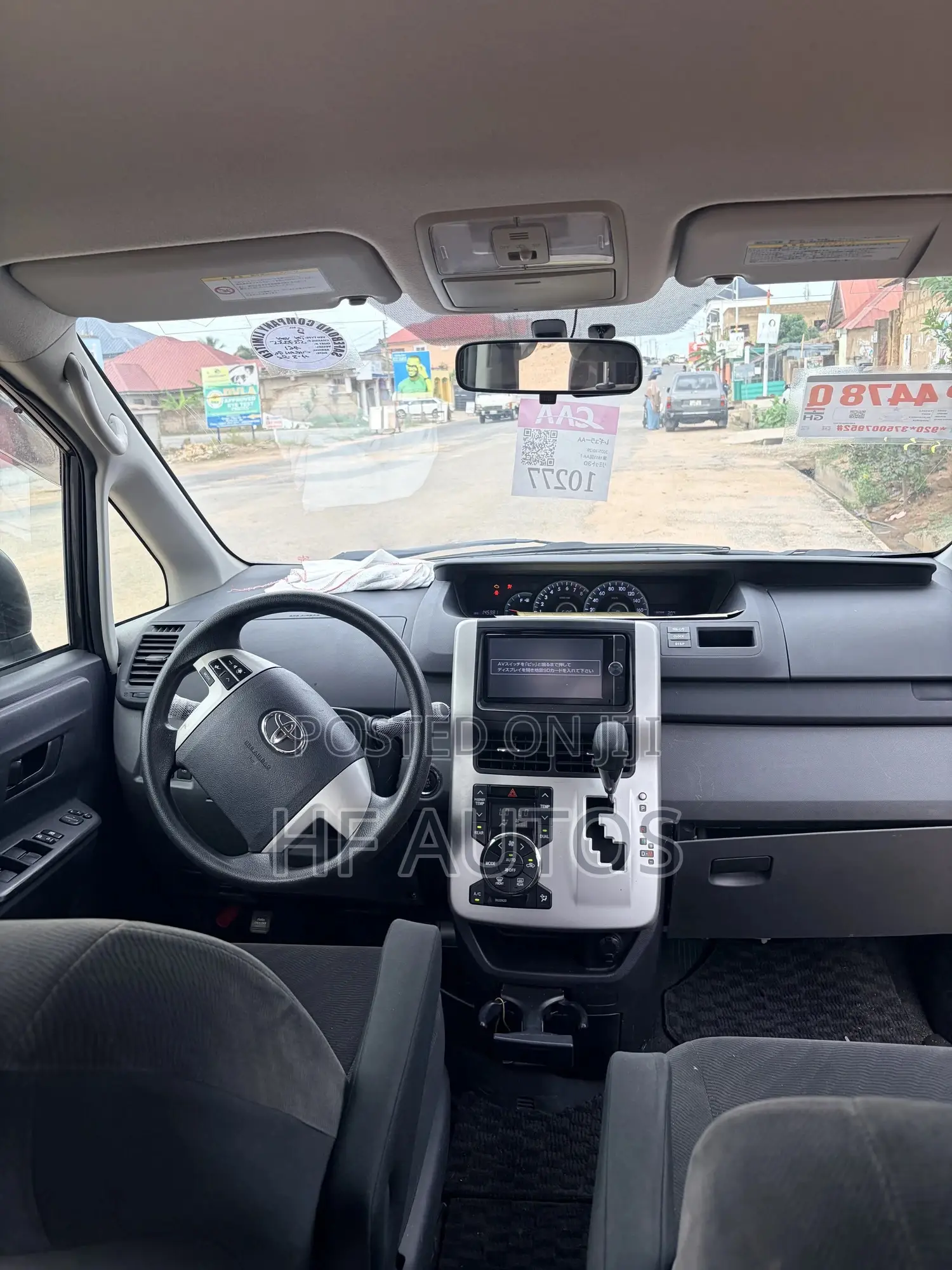 Toyota Voxy 2013 Gray