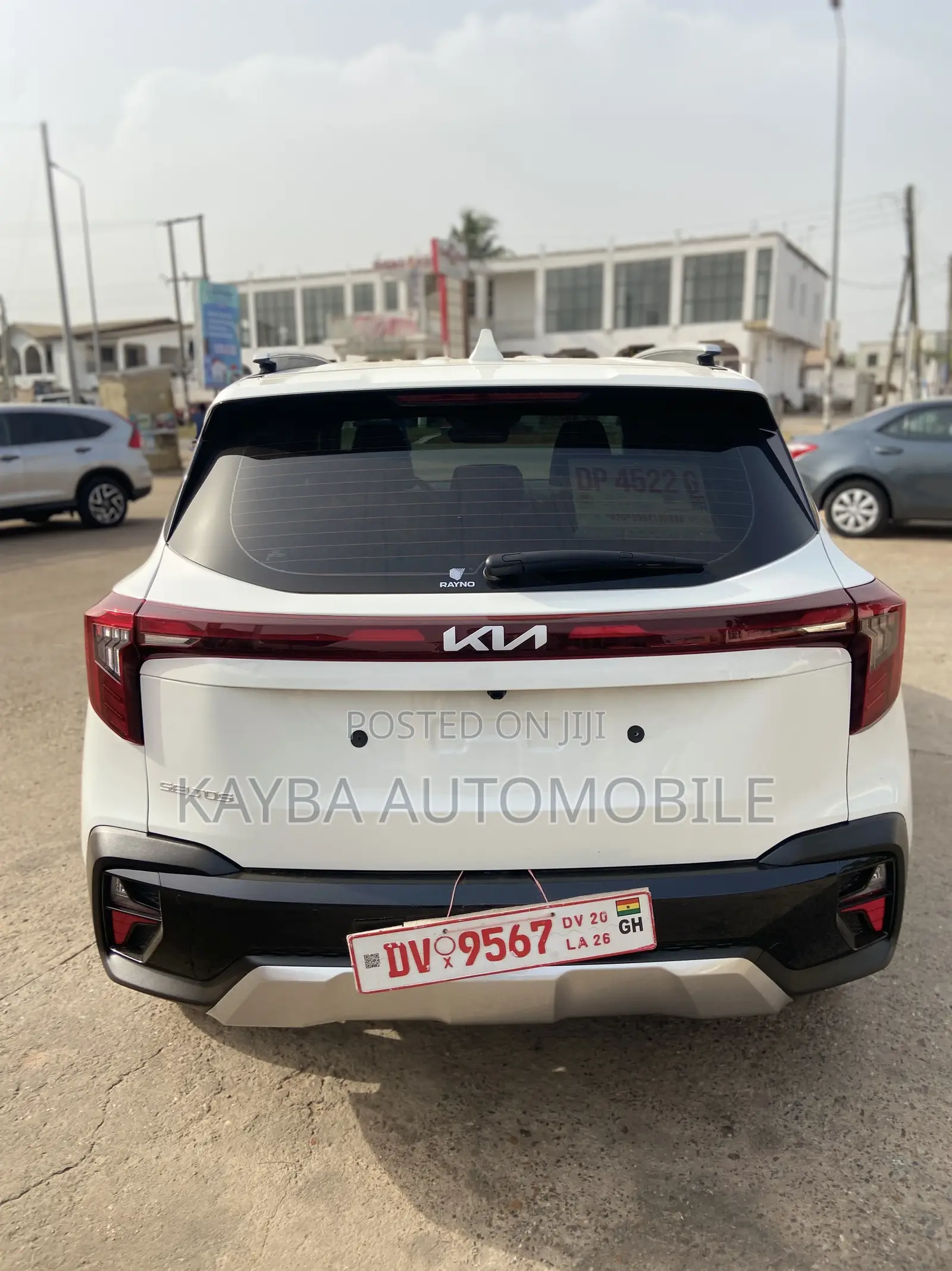 Kia Seltos 2026 White