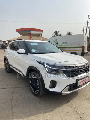 Kia Seltos 2026 White