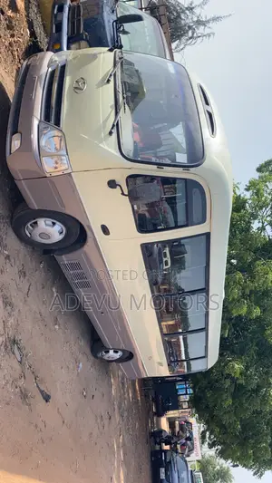 Hyundai County 2014 Grey