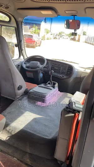 Hyundai County 2014 Grey