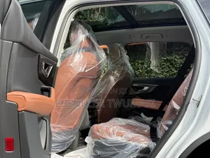 Audi Q7 Prestige 2024 White