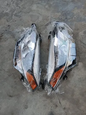 Ttoyota Corolla 2014 to 2016 Headlight