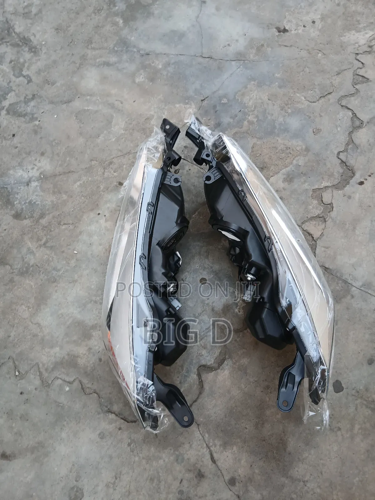 Ttoyota Corolla 2014 to 2016 Headlight