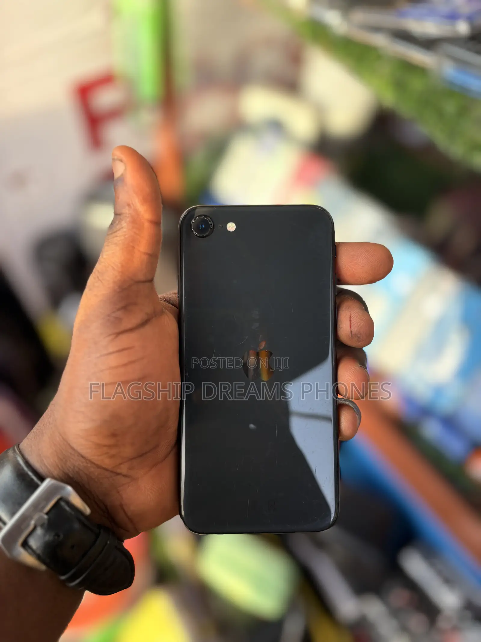 Apple iPhone SE (2020) 64 GB Black