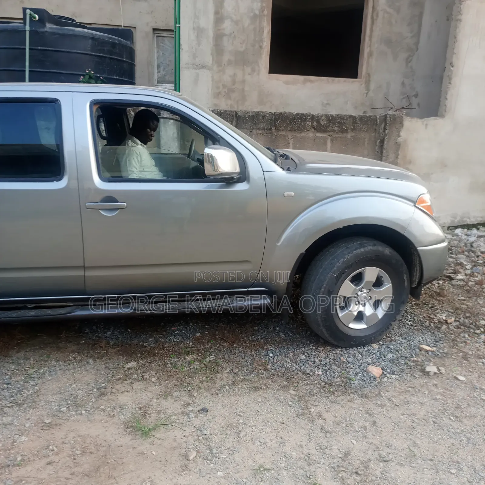 Nissan Navara 3.0 Automatic 2011 Silver
