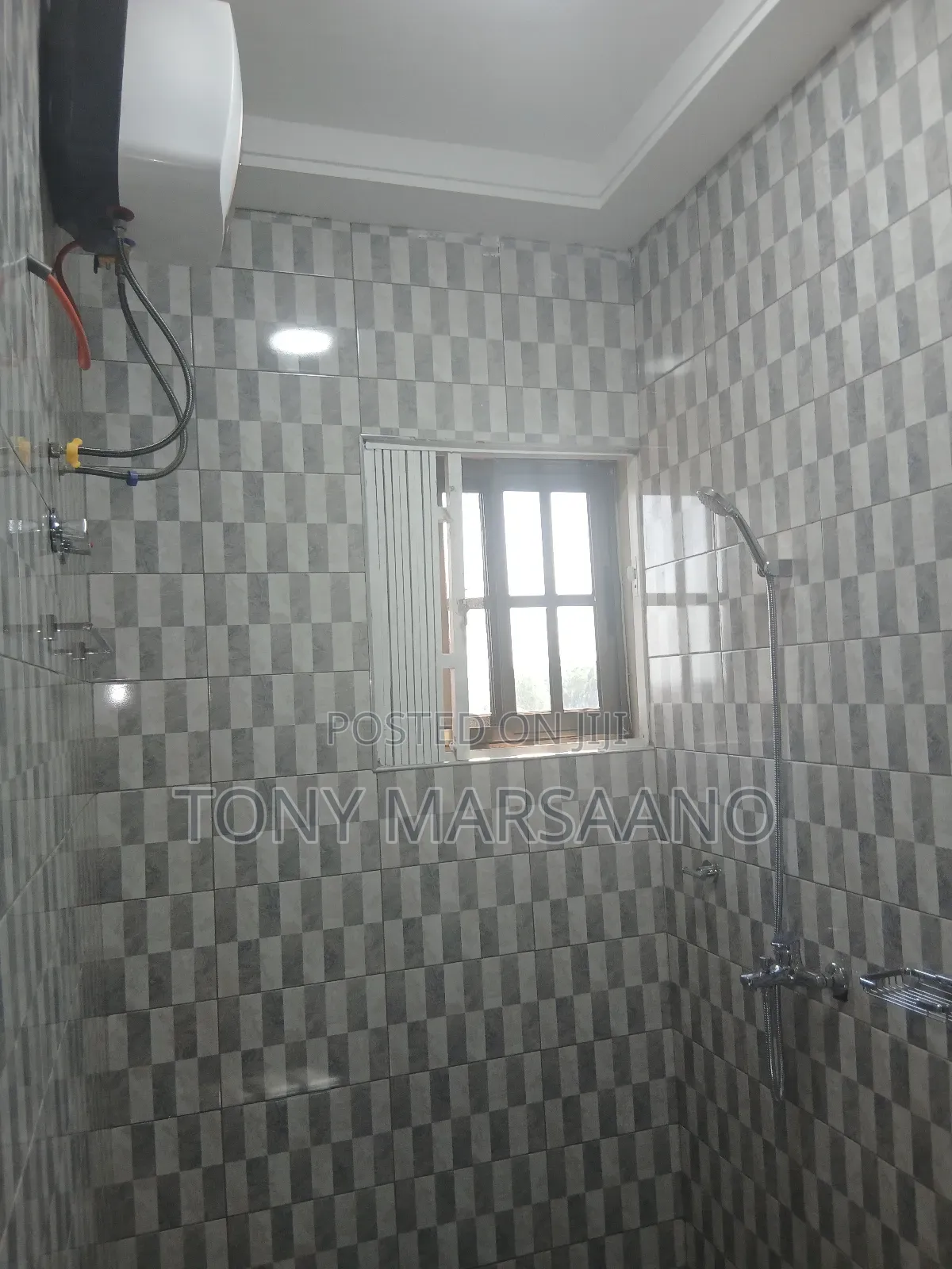 2bdrm Apartment in Haatso, Papao for rent