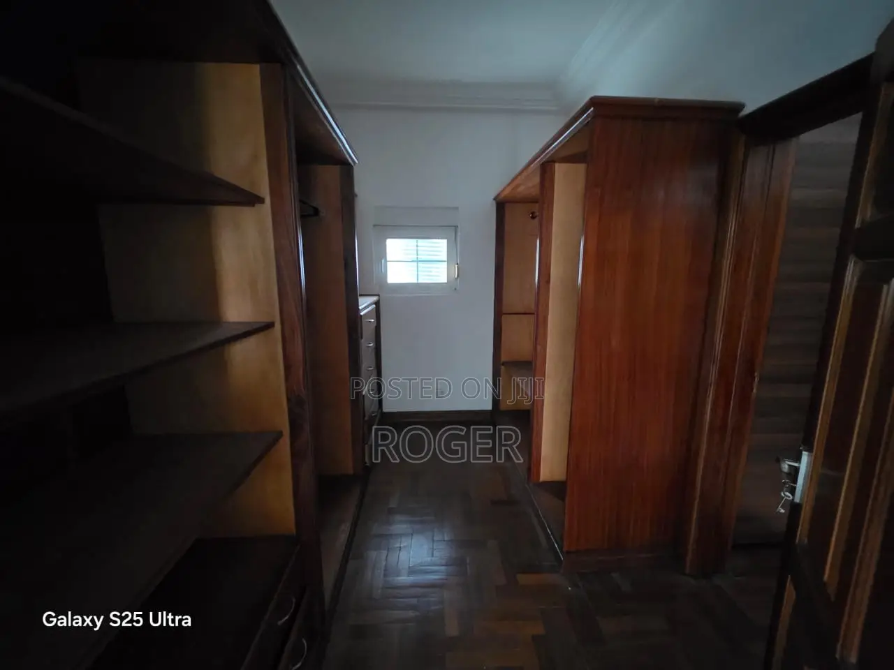 5bdrm House in East Legon for rent