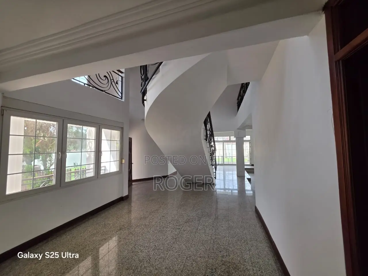 5bdrm House in East Legon for rent