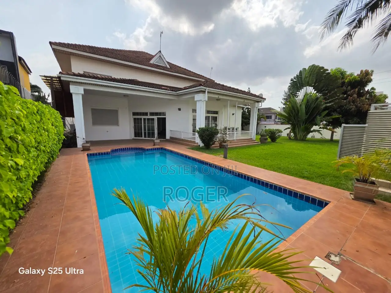 5bdrm House in East Legon for rent