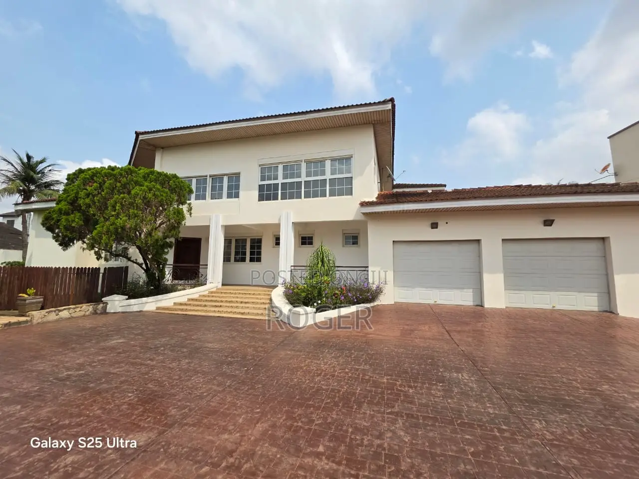 5bdrm House in East Legon for rent