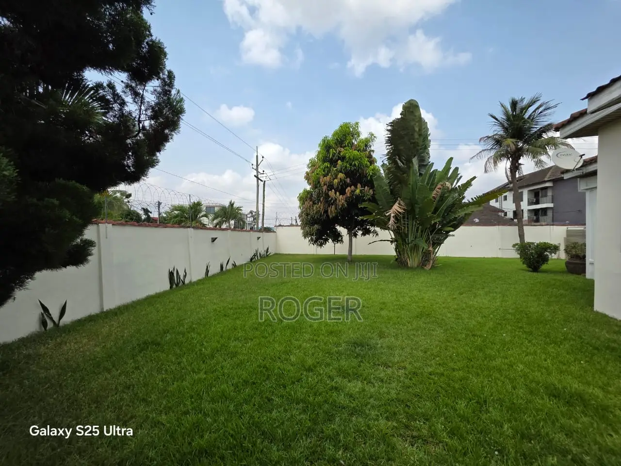 5bdrm House in East Legon for rent