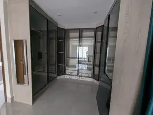 5bdrm Townhouse / Terrace in Airport West for rent