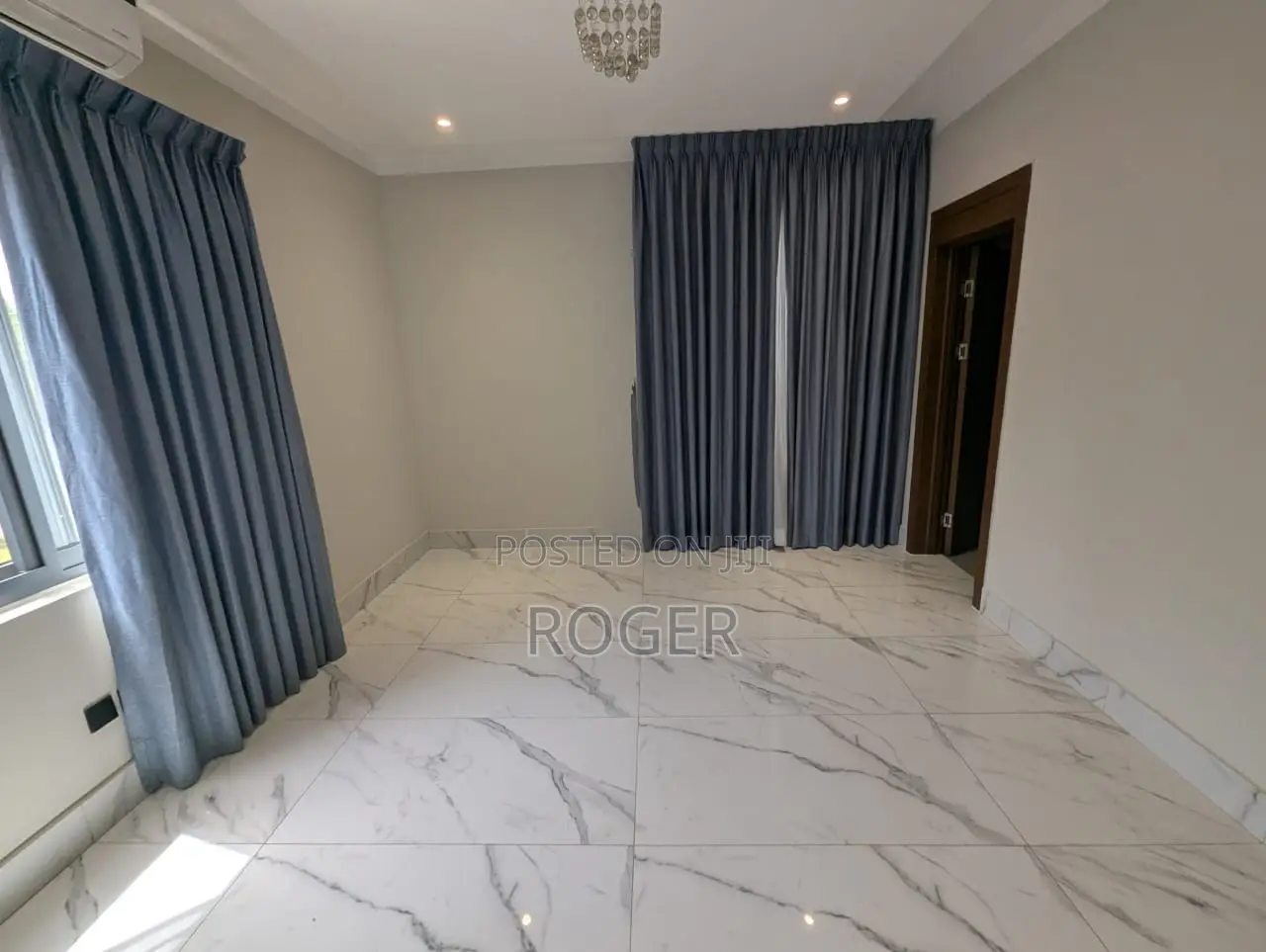 5bdrm Townhouse / Terrace in Airport West for rent
