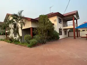 5bdrm House in Weija Scc for sale