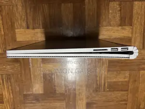 Laptop Microsoft Surface Book 2 16GB Intel Core i7 SSD 512GB
