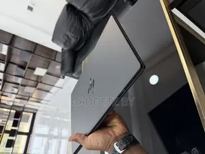 Laptop HP Envy 15-ep0xxx 32GB Intel Core i7 SSD 1T