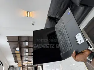 Laptop HP Envy 15-ep0xxx 32GB Intel Core i7 SSD 1T