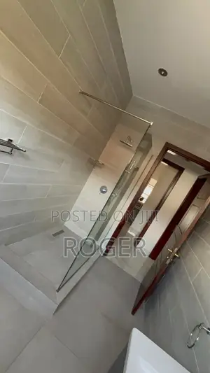 4bdrm House in Cantonments for rent