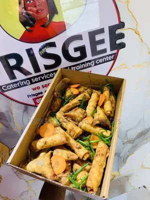 Small Chops,Spring Rolls Samosa ,Pastry Packs ,Bread Rolls Etc