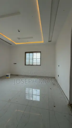 5bdrm House in Apagya Nursing, Afigya-Kwabre for sale