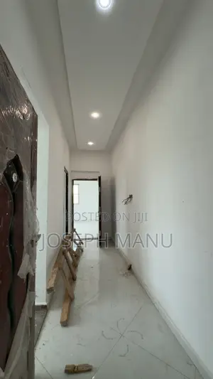 5bdrm House in Apagya Nursing, Afigya-Kwabre for sale