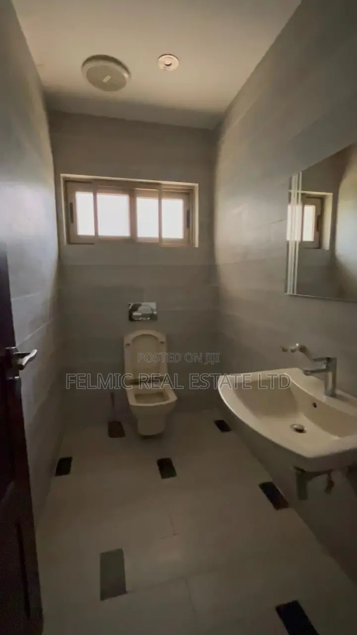 Furnished 5bdrm Townhouse / Terrace for rent