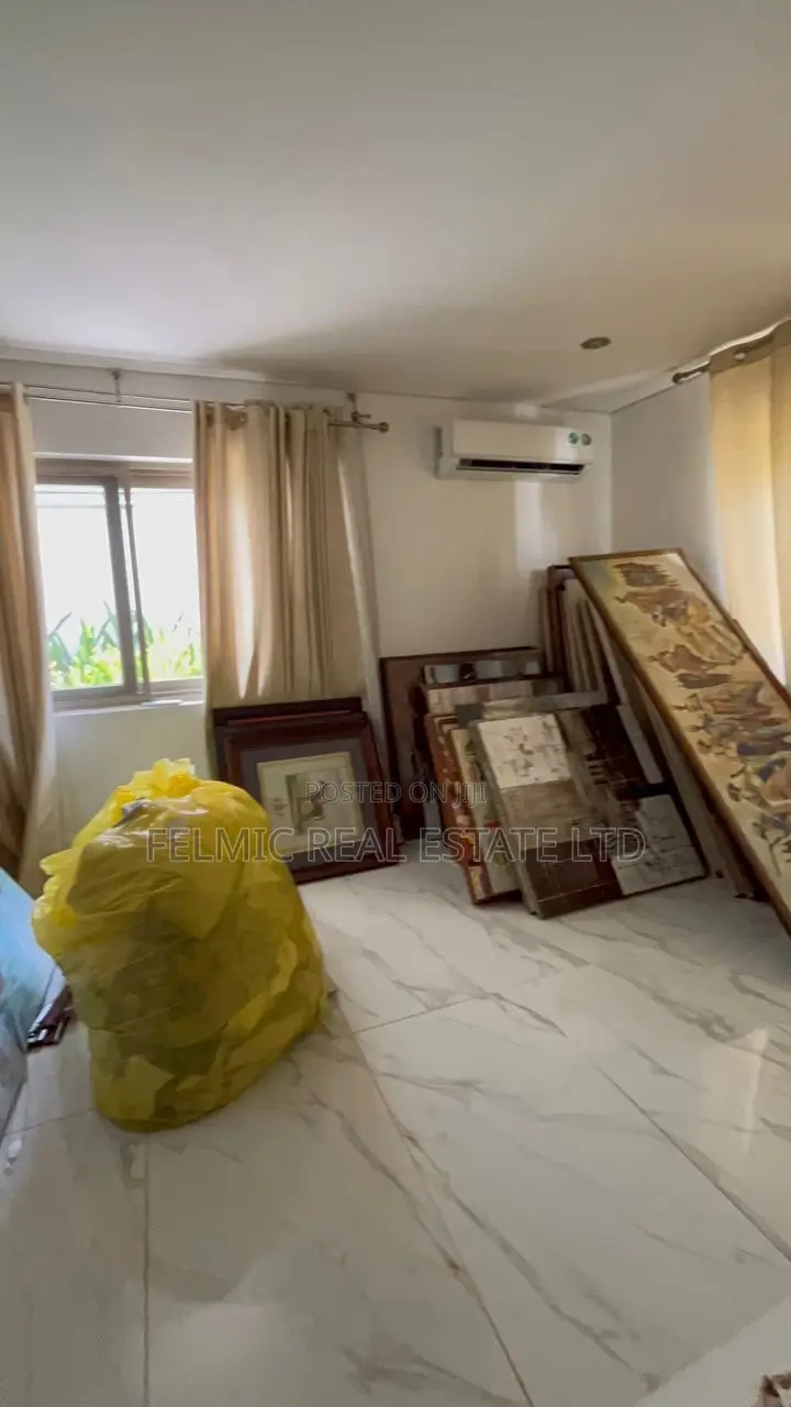 Furnished 5bdrm Townhouse / Terrace for rent