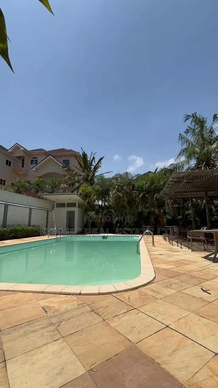 Furnished 5bdrm Townhouse / Terrace for rent