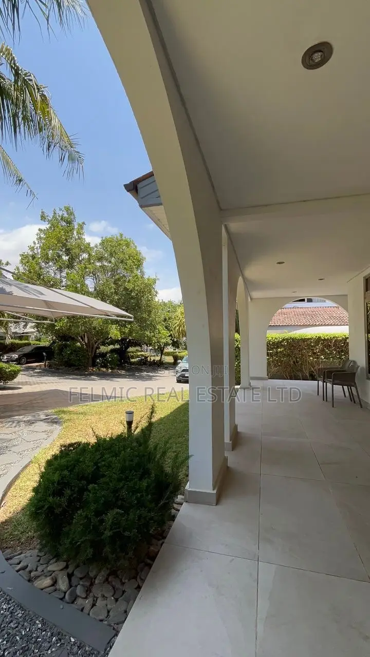 Furnished 5bdrm Townhouse / Terrace for rent