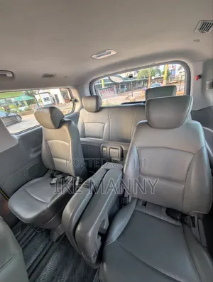 Hyundai Starex 2016 Yellow