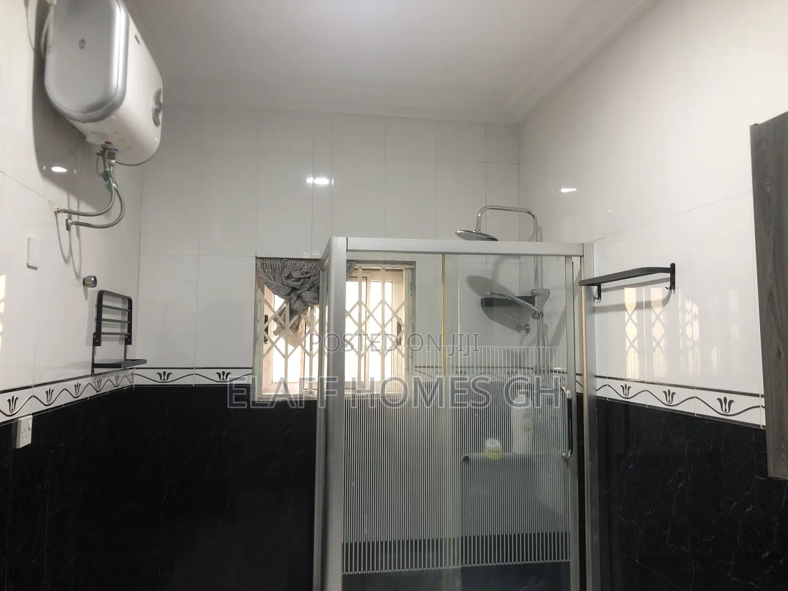 4bdrm Duplex in Elaffhomesgh, Ability for rent