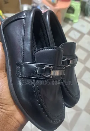 Boys Classy Shoe Size 29 ( Closed Size)
