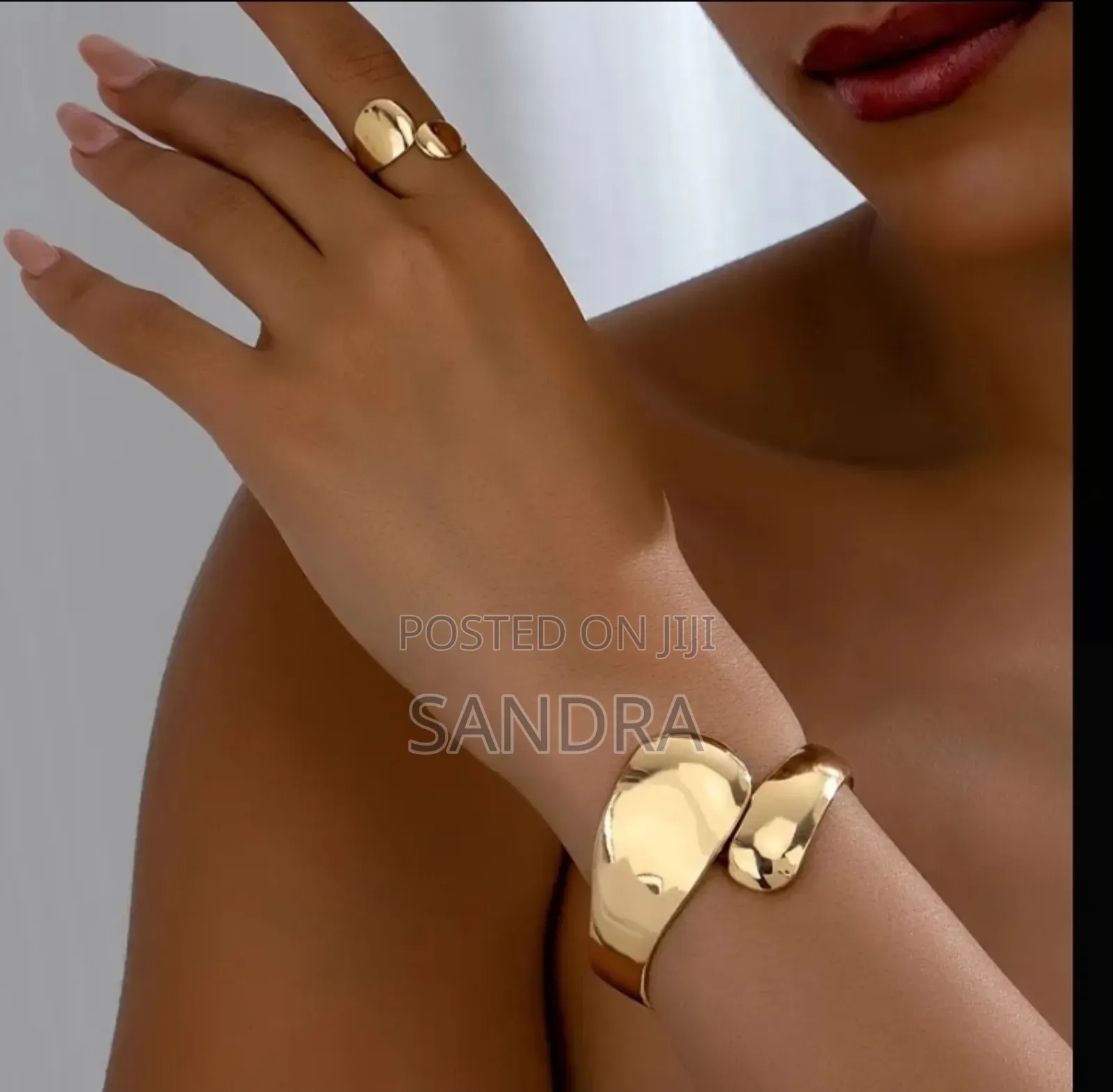 Beautiful and Affordable Bangle Set