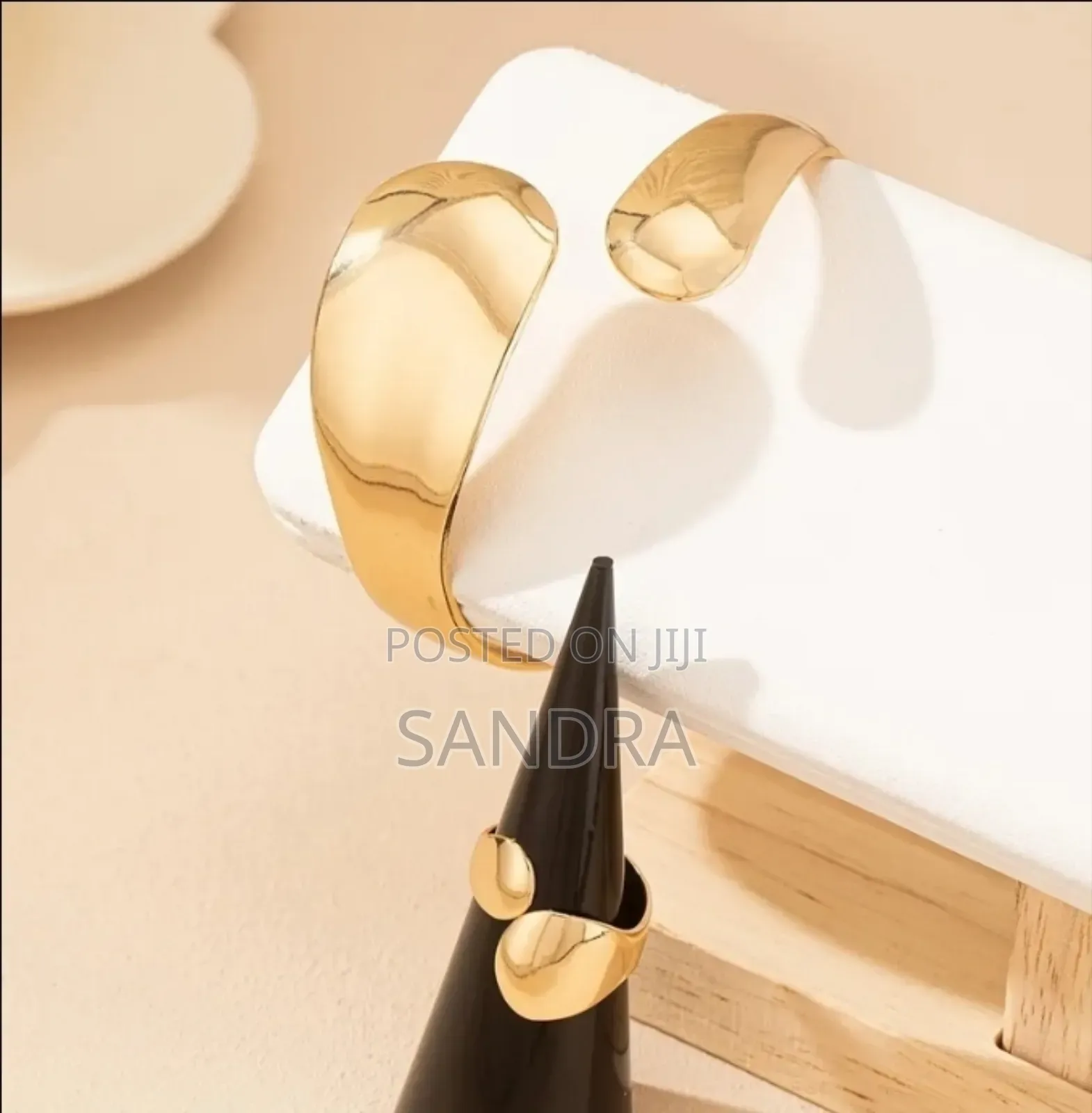 Beautiful and Affordable Bangle Set