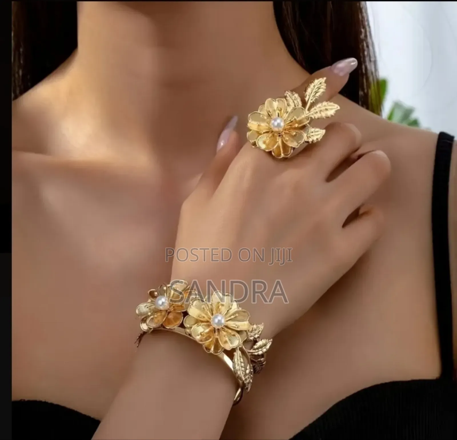 Beautiful and Elegant Yet Affordable Bangle Set.