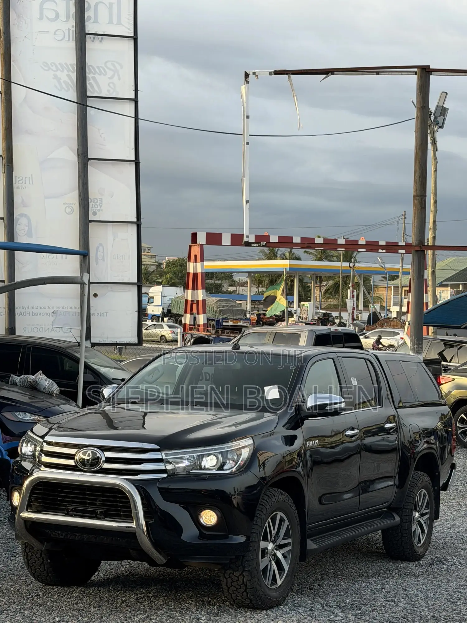 Toyota Hilux 2018 Black