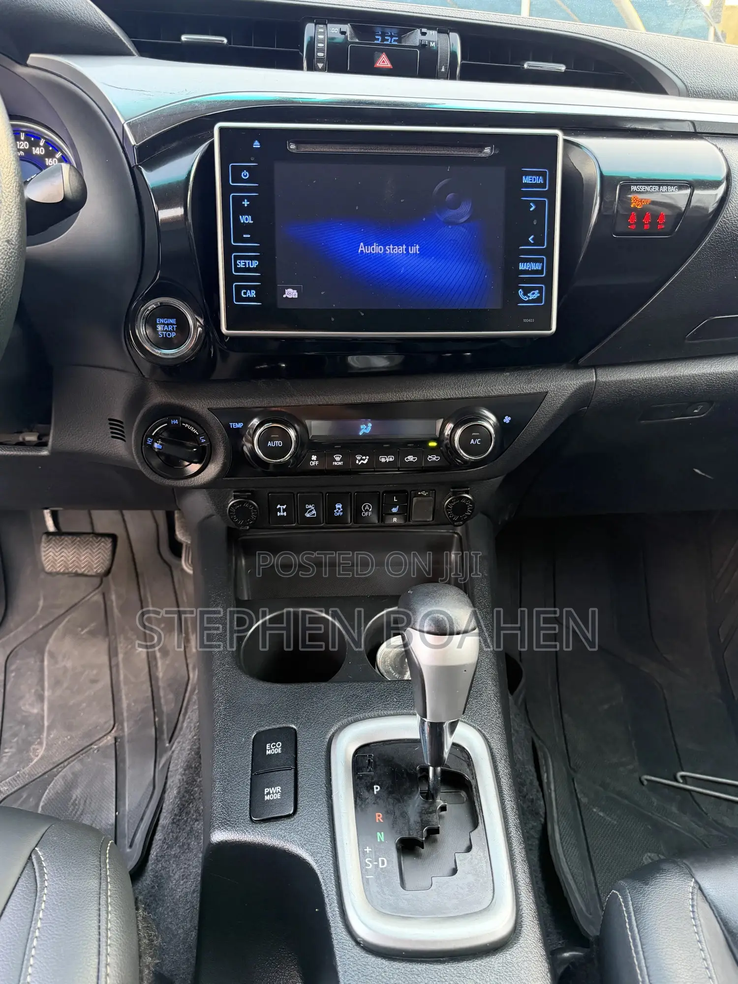 Toyota Hilux 2018 Black