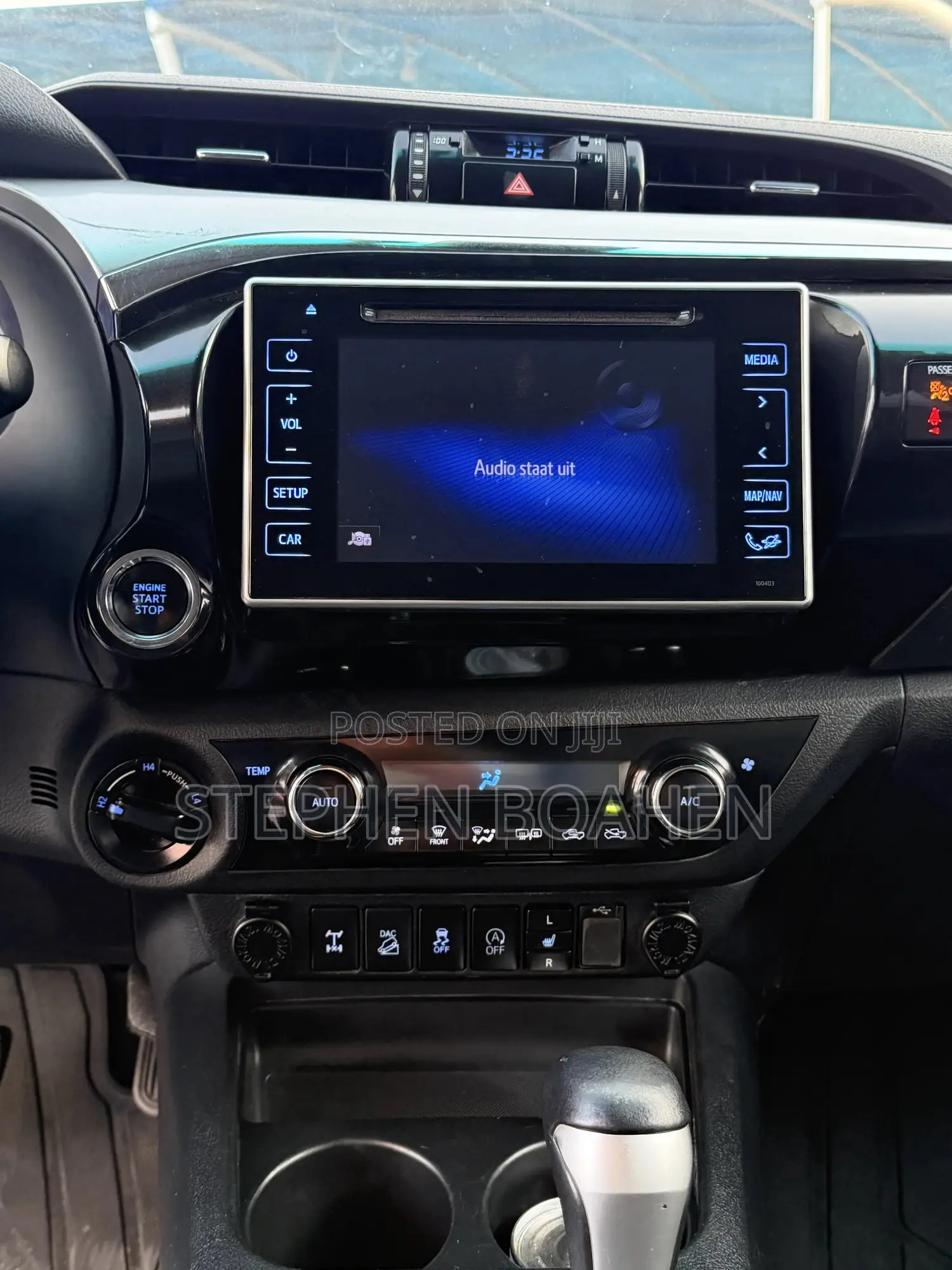 Toyota Hilux 2018 Black