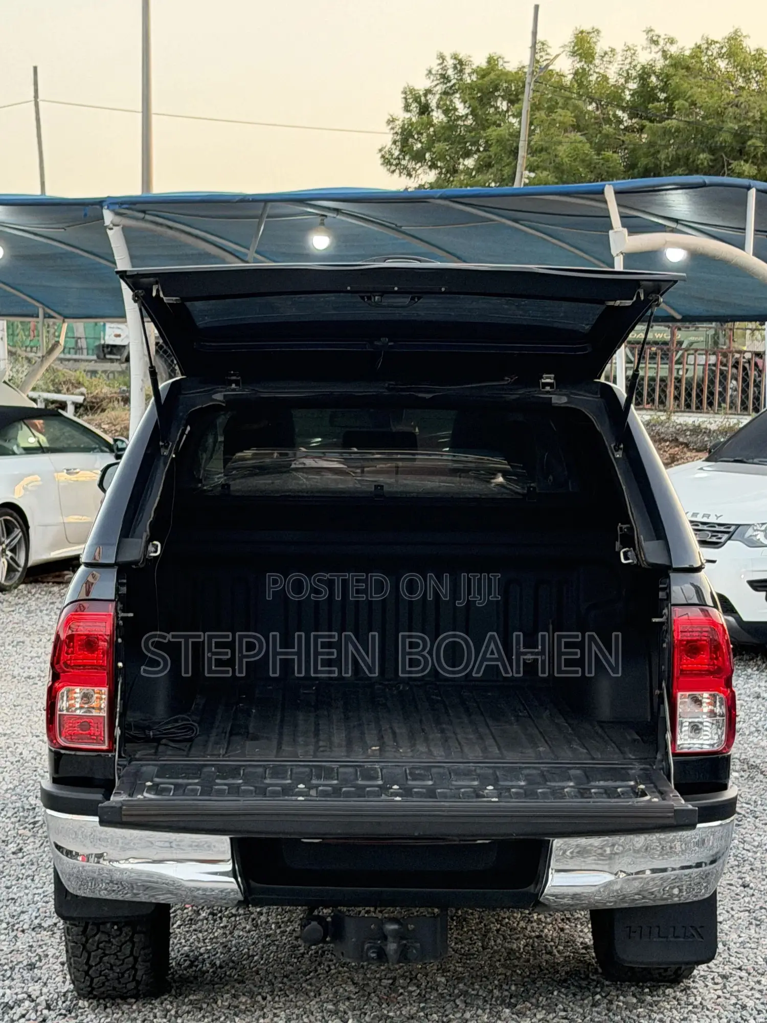Toyota Hilux 2018 Black